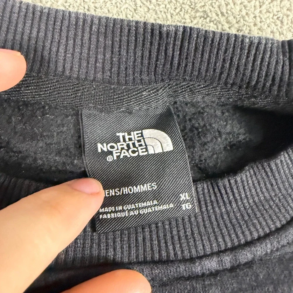 The North Face Mens XL Black Graphic Mountain Exploring Crewneck Sweatshirt